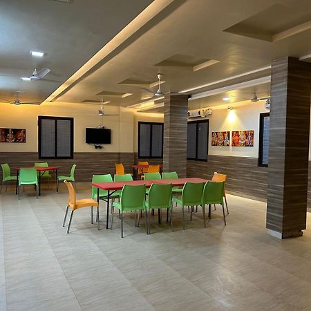Shanti Niketan Salasar Juliāsar Exterior photo